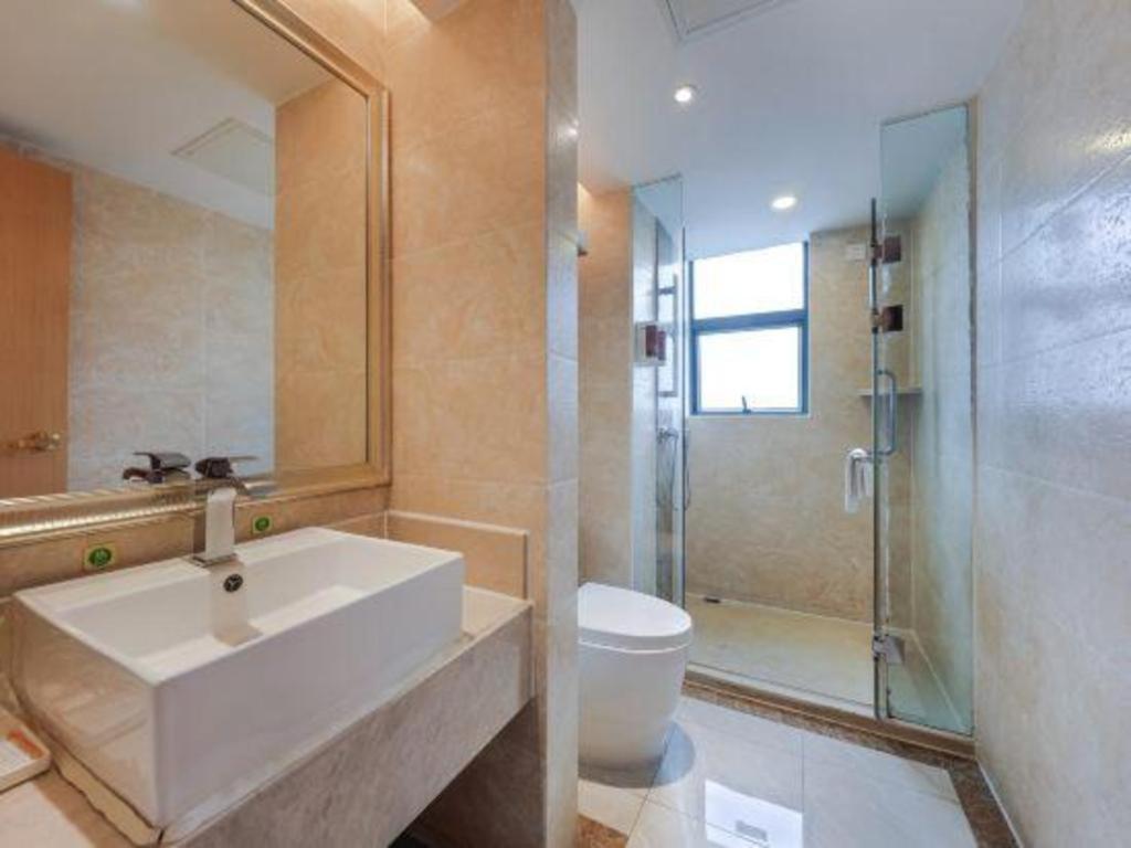 Vienna Classic Hotel Qingyuan Taihe Ancient Cave Scenic Area מראה חיצוני תמונה