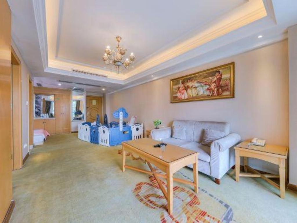 Vienna Classic Hotel Qingyuan Taihe Ancient Cave Scenic Area מראה חיצוני תמונה