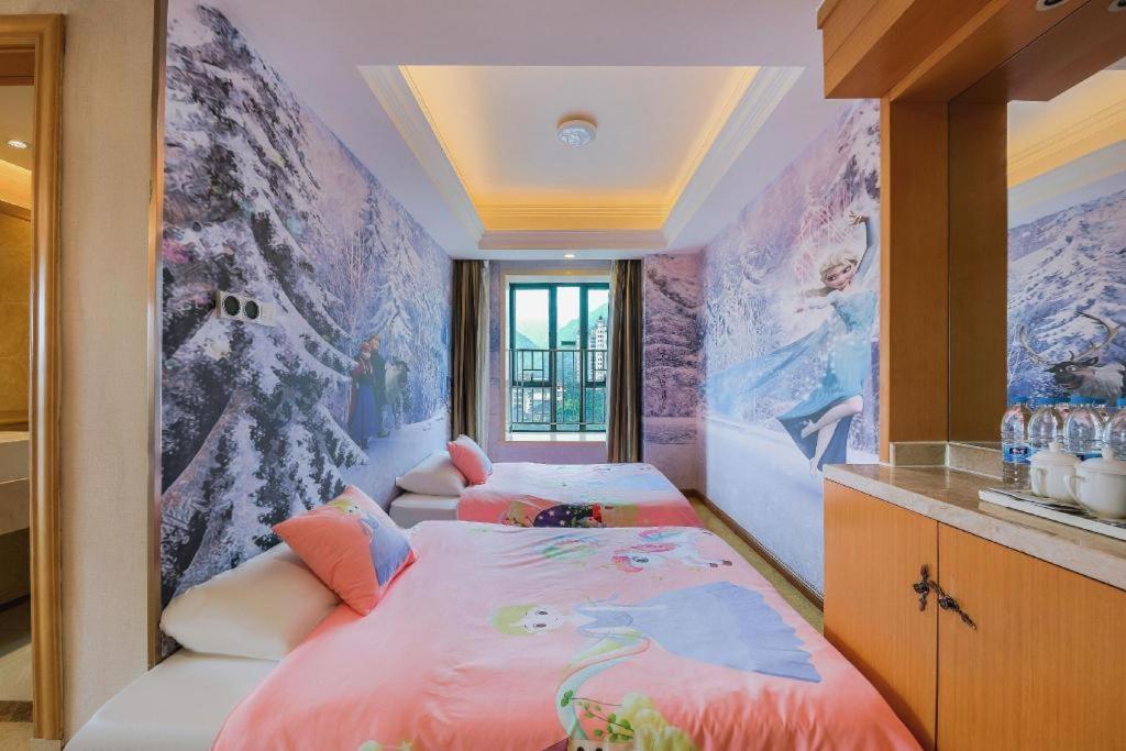 Vienna Classic Hotel Qingyuan Taihe Ancient Cave Scenic Area מראה חיצוני תמונה