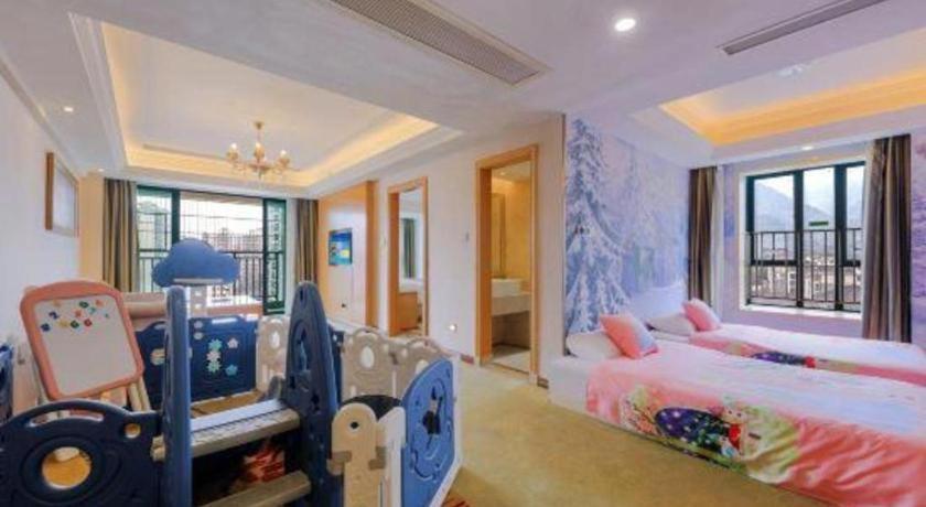 Vienna Classic Hotel Qingyuan Taihe Ancient Cave Scenic Area מראה חיצוני תמונה